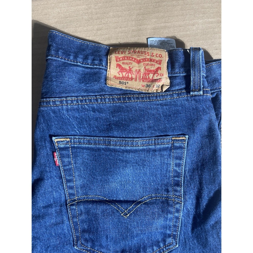 Levi's 501 Series Men's Straight Blue Denim Jeans Button Fly Classic Fit 36x32